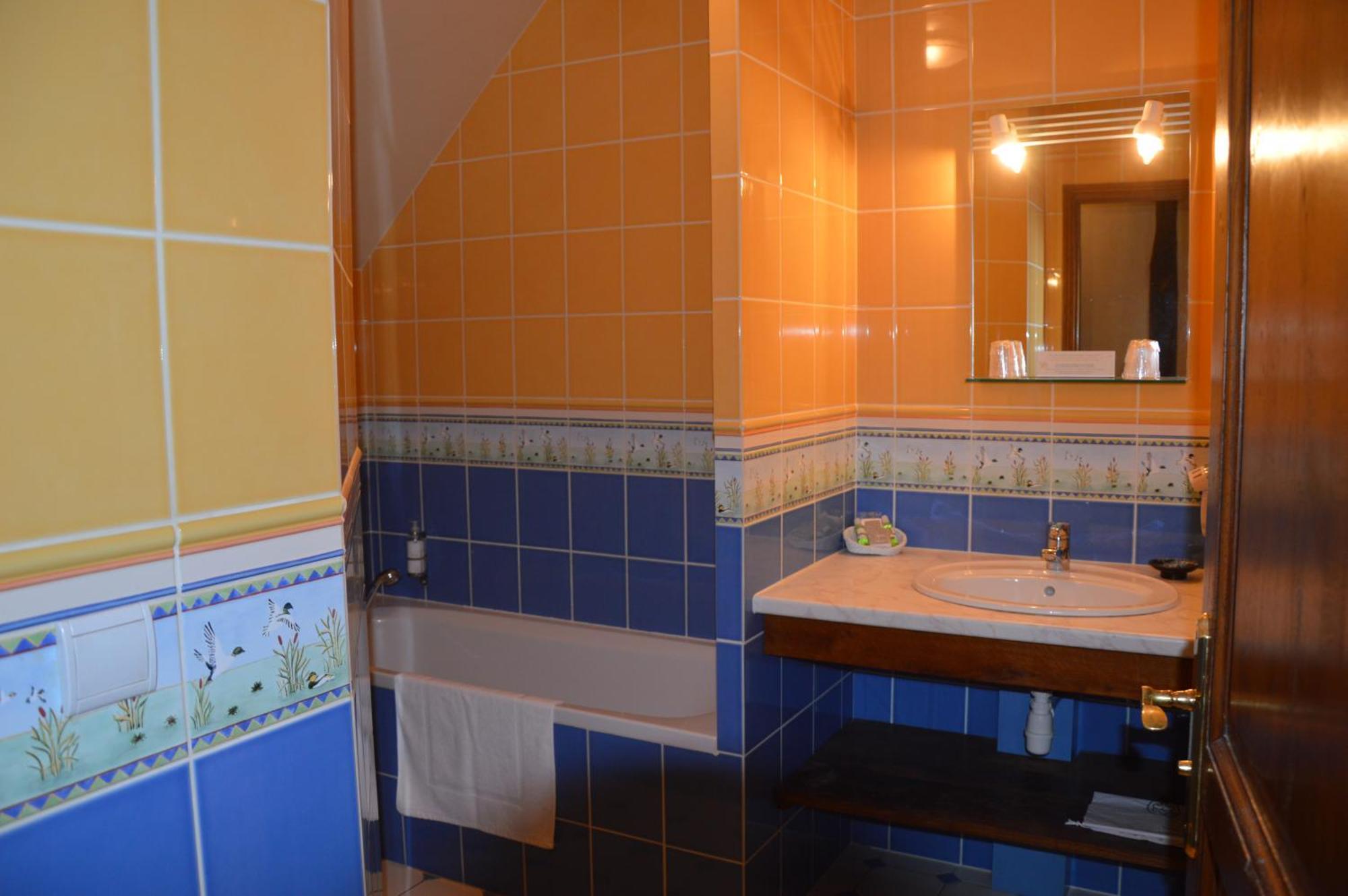 La Chaumiere Hotel Aubigny-sur-Nère Екстериор снимка